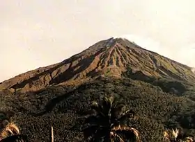 Vue du Karangetang en 1986.