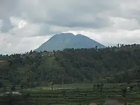 Vue du Telomoyo depuis le col de Ketep.