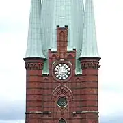Le clocher (détail).
