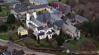 Vue aérienne de l'abbaye.