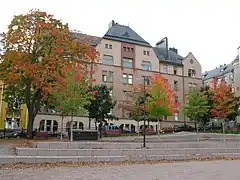 Luotsikatu 18.