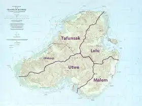 Carte d'une île avec l'océan en bleu et les terres en vert