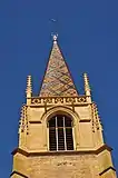 Clocher de l'église de l'abbaye de La Bénisson-Dieu.