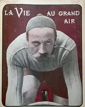 Le 30 juin 1904 (no 303), le cycliste allemand Henry Mayer (plein cadre).