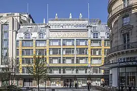 La façade du magasin 2, rue de la Monnaie.