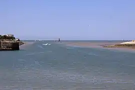 Le chenal maritime d'accès.