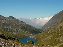 Le refuge vu depuis le sentier qui mène au passo Pila.