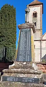 Monument aux morts.