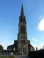 L'église Saint-Albert, à l'ouest du bourg (janv.&nbsp;2010)