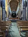 Église Saint-Houardon : vue intérieure d'ensemble.