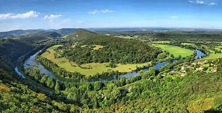Panorama depuis le rocher de Valmy.