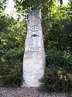 Le monument aux morts près de l'église (août&nbsp;2012).
