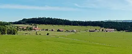 Vue sur Le Mémont.
