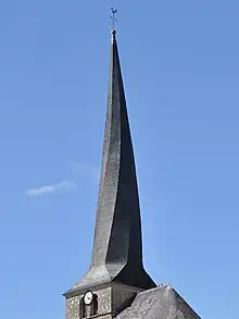 Église Saint-Symphorien - Clocher tors.