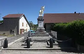 Monument aux morts.