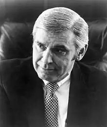 Photo de face de Leo Ryan