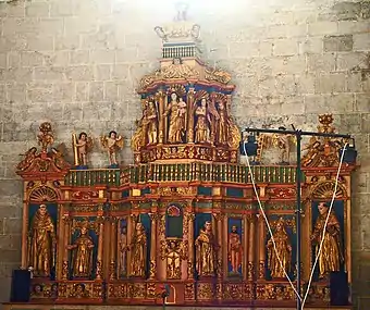 Retable baroque du XVIIe siècle.