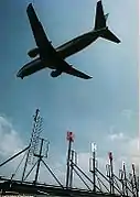 Loc 08 d'Orly et B737 de Royal Air Maroc en train d'atterrir.