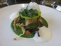 Variante du restaurant gastronomique bourguignon Bernard Loiseau.