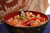 Du saumon lomi-lomi.