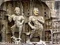 Le déhanchement des gardiens de la doctrine lokapala (Yaksa), signale une forte influence indienne.