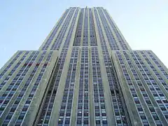 L'Empire State Building comme on le voit depuis la 34e&nbsp;rue.