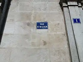 Voir la plaque.