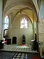 Croisillon sud, vue vers l'est dans la chapelle.