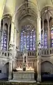 Le maïtre-autel de l'église Saint-Pierre.