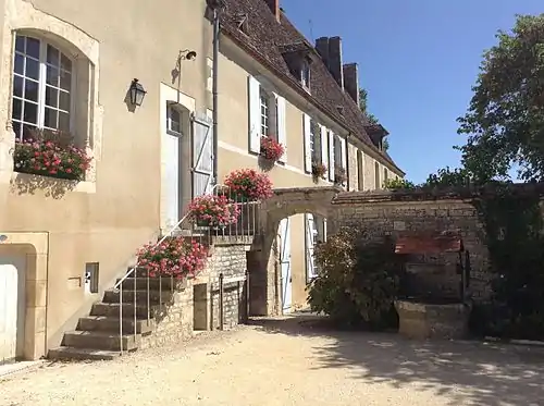 Mairie de Plaimpied-Givaudins