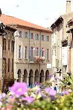 La mairie.