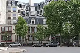 Maison d'Édouard Robert, sur le site des usines des Biberons Robert, place Félix-Éboué, détruite en 2018.