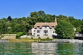 Maison de maître « Les Jordils », Route de Lausanne 244, 46° 14′ 11″ N, 6° 09′ 00″ E
