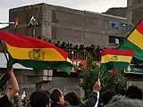 Blocage humain à Calacoto.