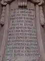 Texte du piédestal.