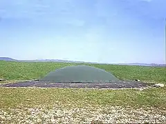 Tourelle pour 75&nbsp;mm du bloc 3 de l'ouvrage de Schœnenbourg (éclipsée).