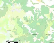 Carte élémentaire montrant les limites de la commune, les communes voisines, les zones de végétation et les routes
