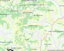 Carte élémentaire montrant les limites de la commune, les communes voisines, les zones de végétation et les routes