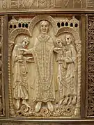 Saint Millán avec ses disciples, ivoire (XIe&nbsp;siècle), détail du sépulcre, monastère de Yuso.