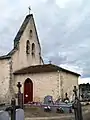 Porche et clocher-pignon, côté ouest (juil.&nbsp;2012)