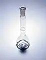 Fiole en verre avec son trait de jauge, capacité 10&nbsp;mL