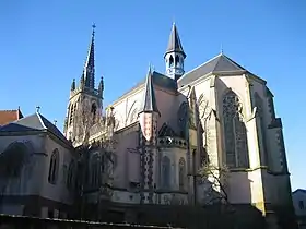 Basilique Saint-Pierre-Fourier de Mattaincourt.