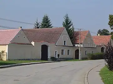 Maisons à Mazelov.
