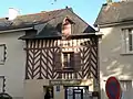 Maison à colombages du bourg.