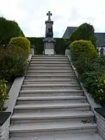 Le monument aux morts.