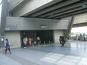 Accès à la station.