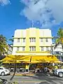 Hotel Leslie.