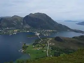 Midsund