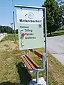 Banc à covoiturage à Rothau dans la Fôret Bavaroise. Avec possibilité de choisir la direction souhaitée.