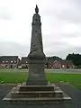 Le monument aux morts.